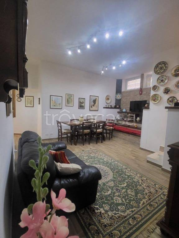 appartamento in vendita a Marino in zona Poggio delle Mole