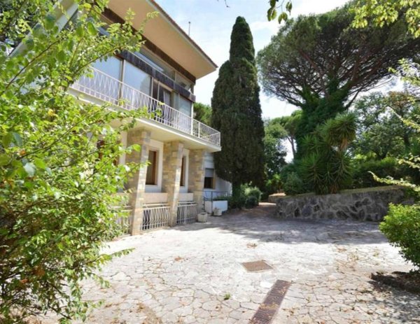 casa indipendente in vendita a Marino