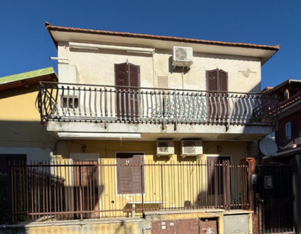 appartamento in vendita a Marino in zona Cava dei Selci