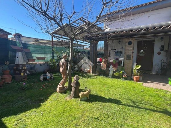 appartamento in vendita a Marino in zona Frattocchie