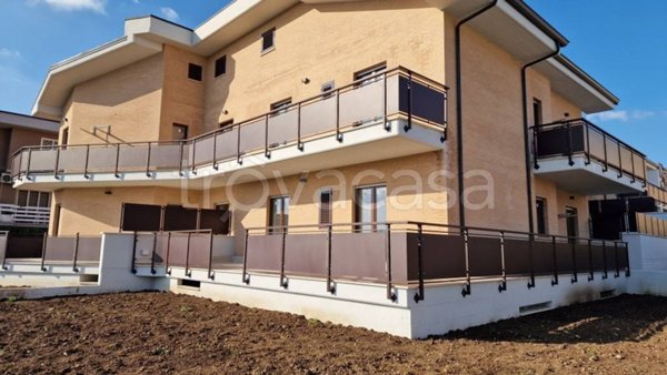 appartamento in vendita a Marino in zona Santa Maria delle Mole