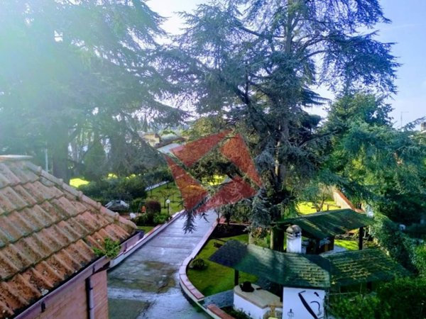 casa indipendente in vendita a Marino in zona Cava dei Selci