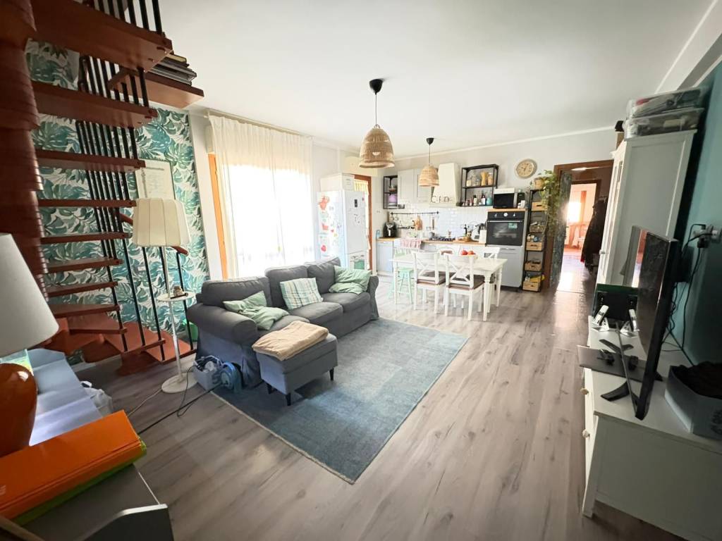 appartamento in vendita a Marino in zona Cava dei Selci