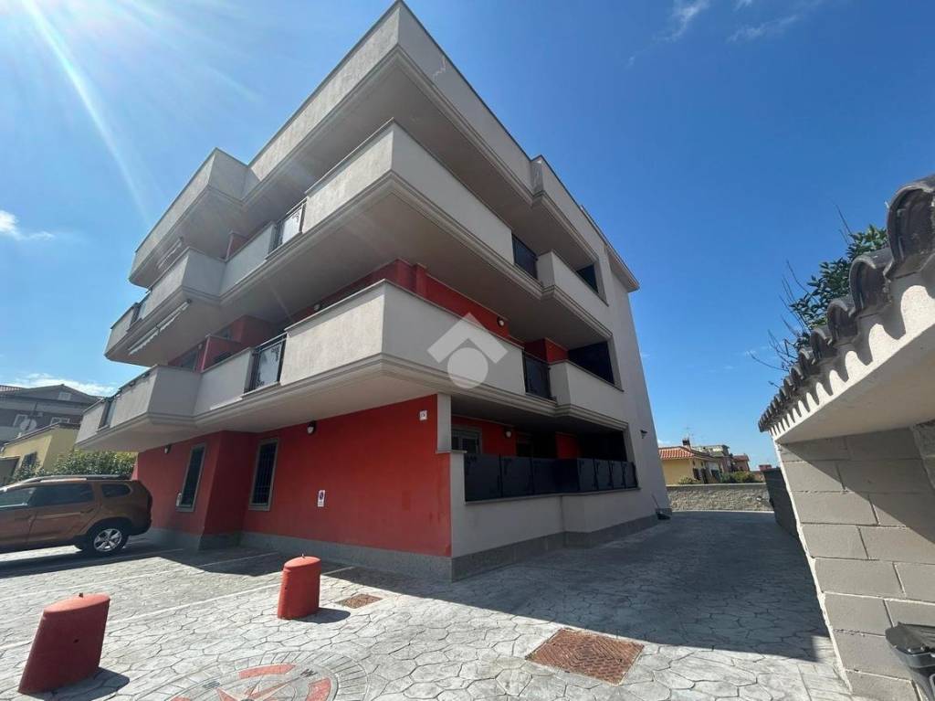 appartamento in vendita a Marino in zona Frattocchie