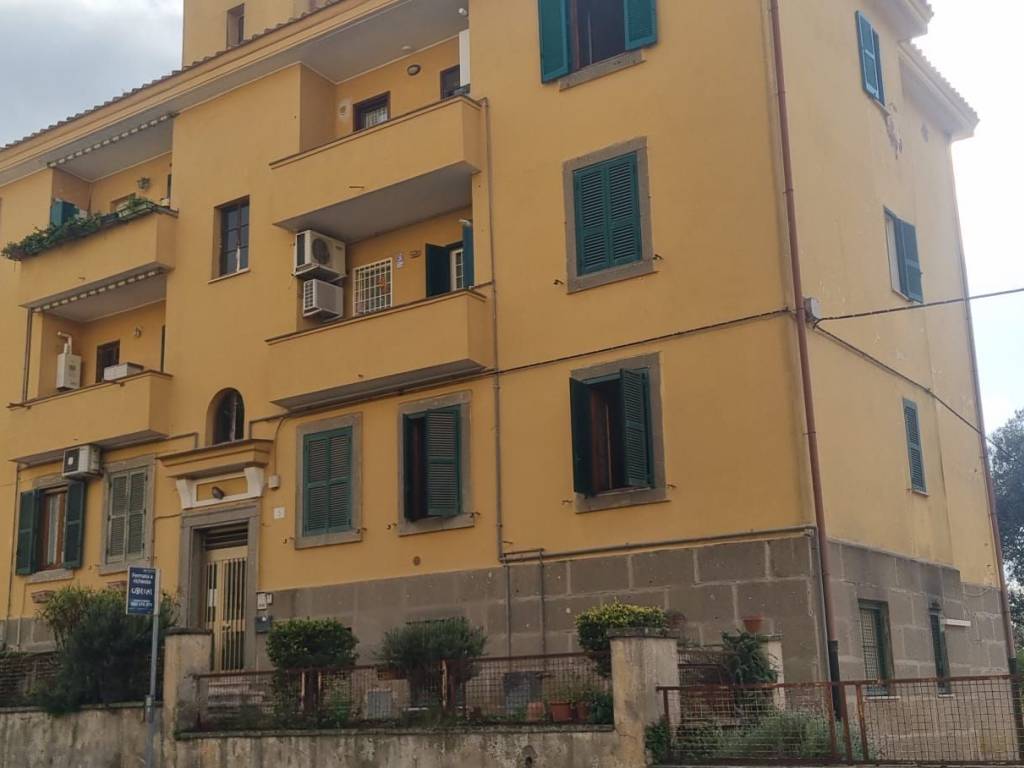 appartamento in vendita a Marino in zona Cava dei Selci