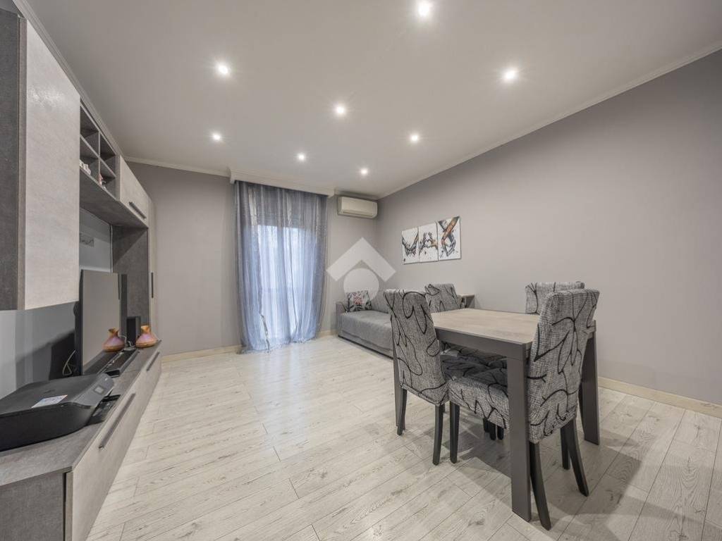 appartamento in vendita a Marino in zona Santa Maria delle Mole