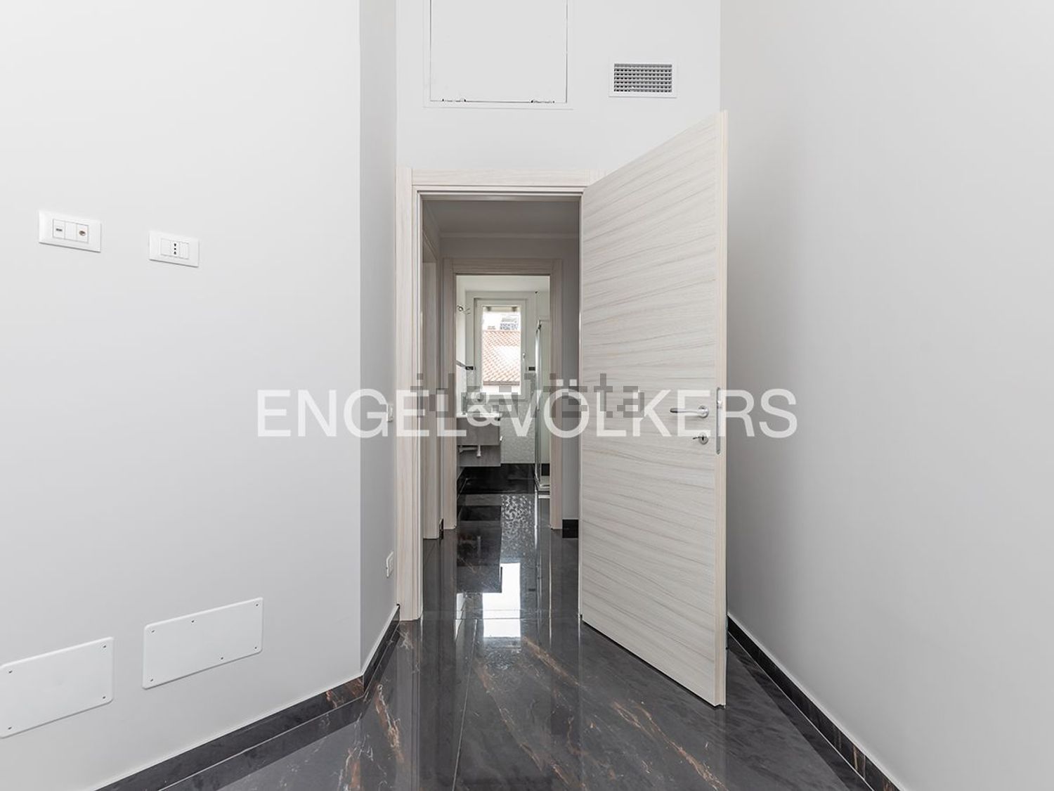 appartamento in vendita a Marino in zona Santa Maria delle Mole