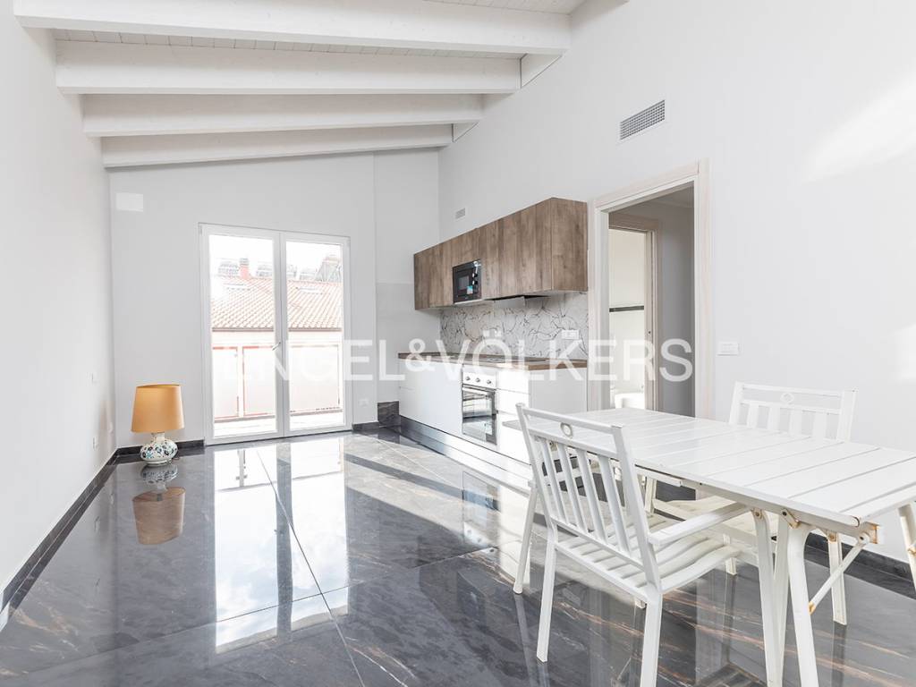 appartamento in vendita a Marino in zona Santa Maria delle Mole