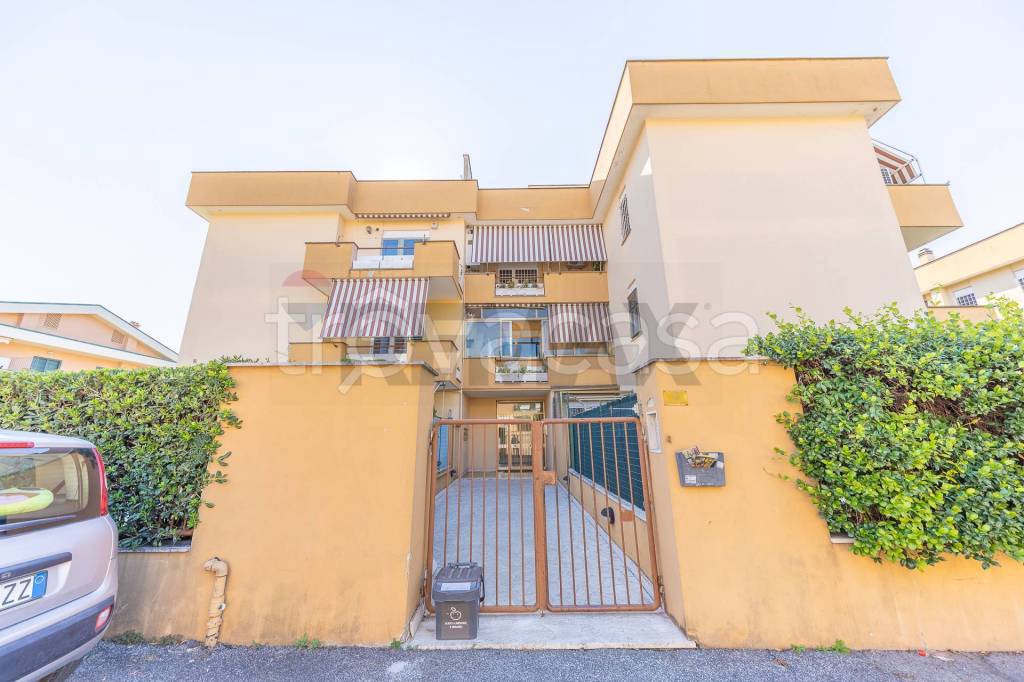 appartamento in vendita a Marino in zona Poggio delle Mole