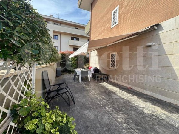 appartamento in vendita a Marino in zona Frattocchie
