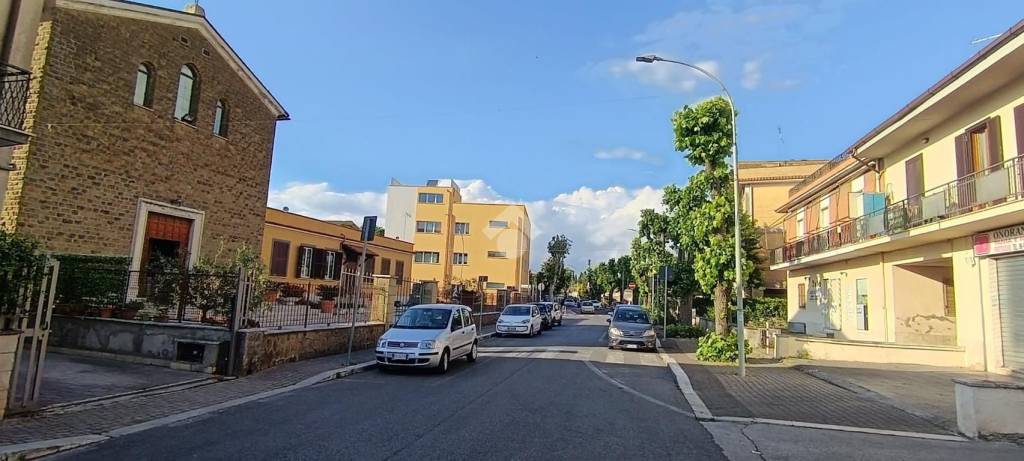 appartamento in vendita a Marino in zona Frattocchie