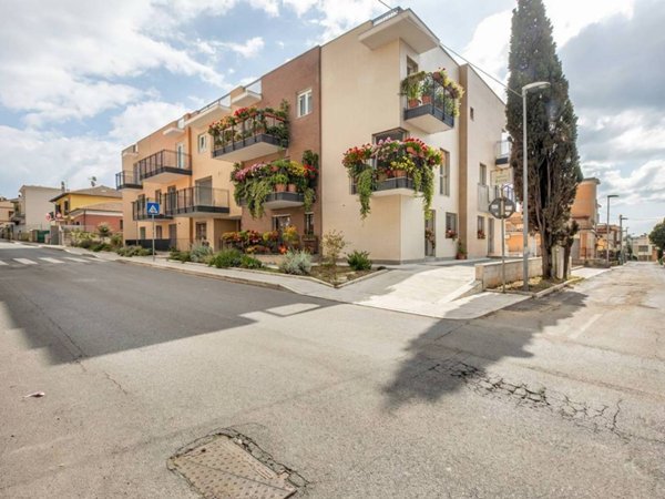 appartamento in vendita a Marino in zona Santa Maria delle Mole