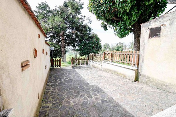 appartamento in vendita a Marino in zona Frattocchie