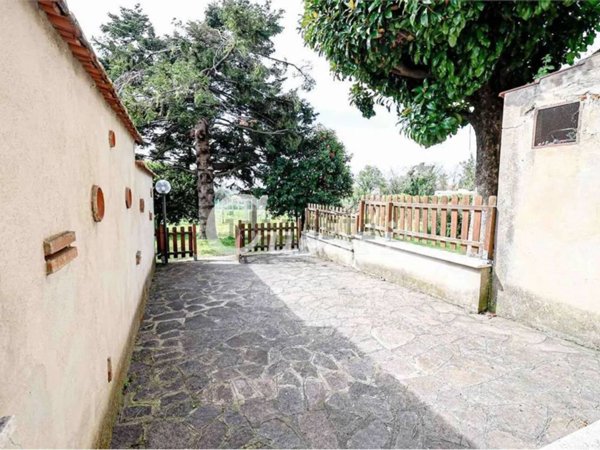 appartamento in vendita a Marino in zona Frattocchie