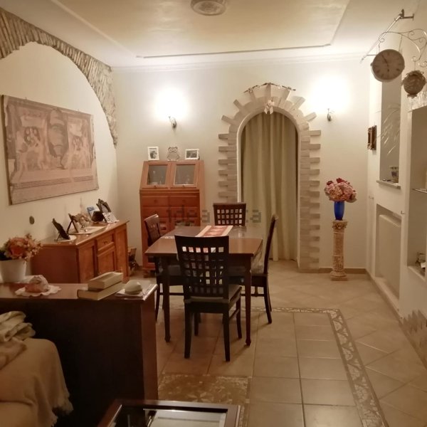 appartamento in vendita a Marino in zona Frattocchie