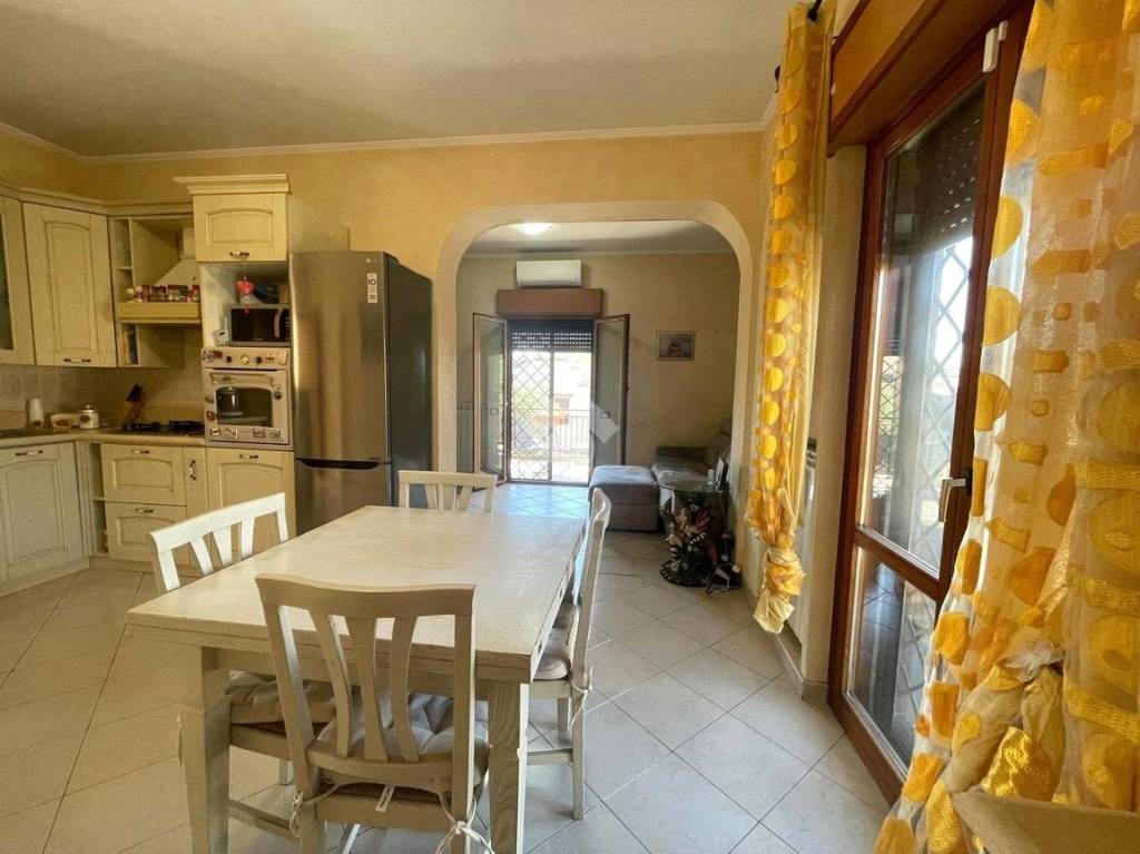 appartamento in vendita a Marino in zona Castelluccia