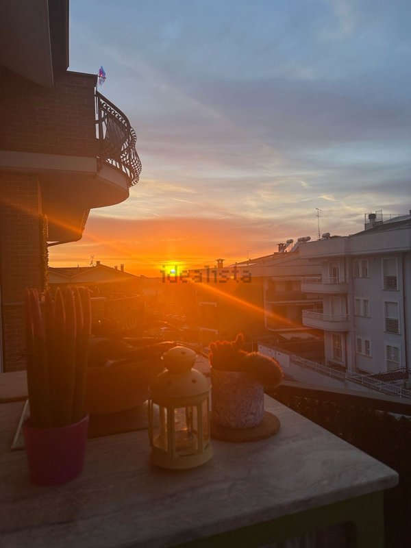 appartamento in vendita a Marino in zona Poggio delle Mole