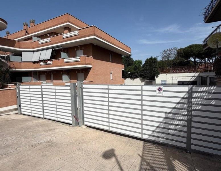 appartamento in vendita a Marino in zona Santa Maria delle Mole
