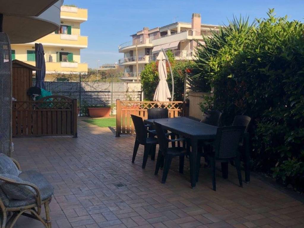 appartamento in vendita a Marino in zona Santa Maria delle Mole