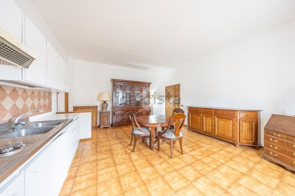 appartamento in vendita a Marino in zona Santa Maria delle Mole