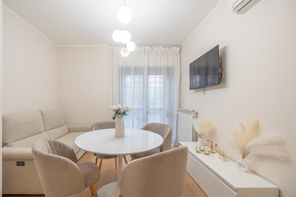 appartamento in vendita a Marino in zona Poggio delle Mole