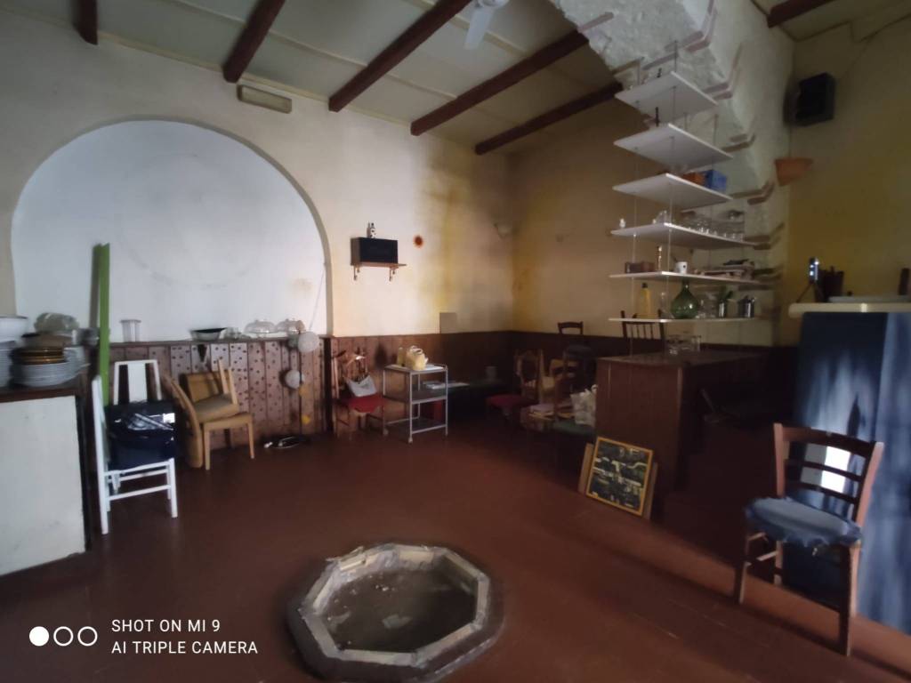 negozio in vendita a Marino