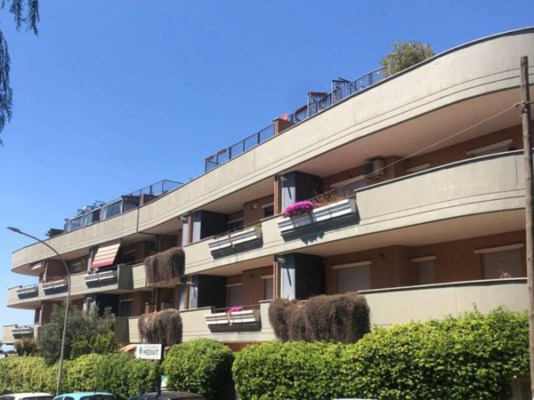 appartamento in vendita a Marino in zona Santa Maria delle Mole