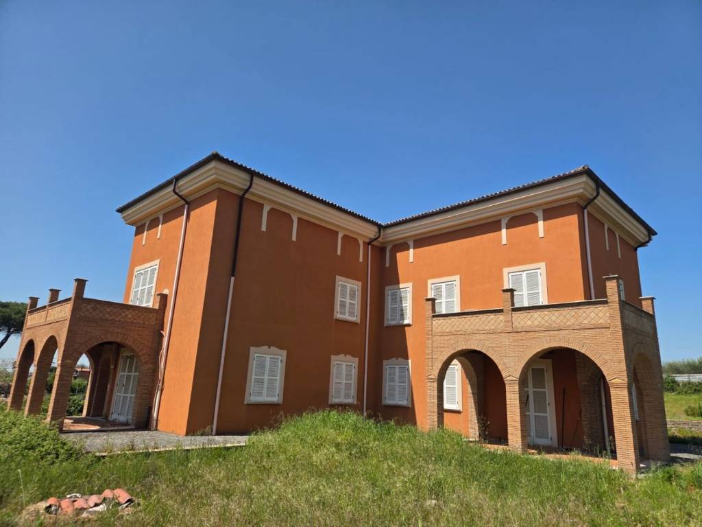 casa indipendente in vendita a Marino
