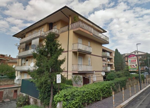 appartamento in vendita a Marino in zona Santa Maria delle Mole
