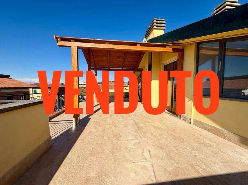 appartamento in vendita a Marino in zona Cava dei Selci