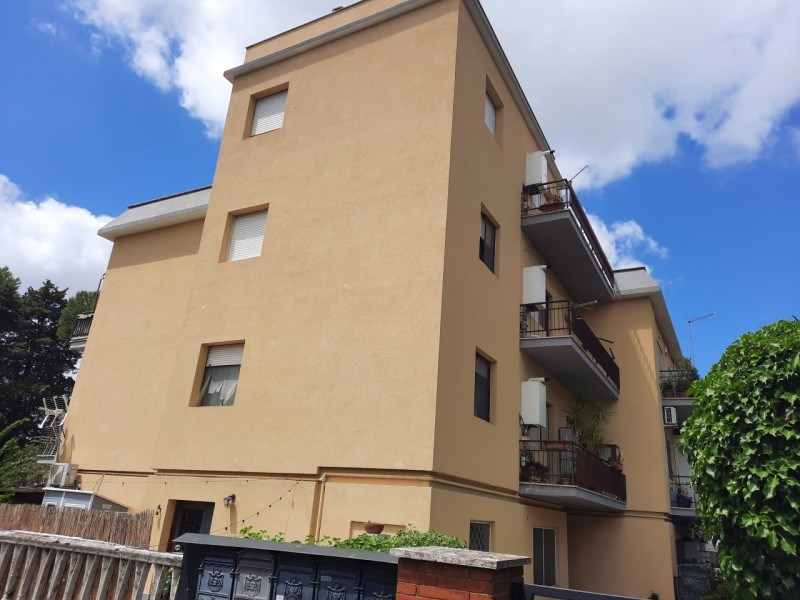 appartamento in vendita a Marino in zona Poggio delle Mole