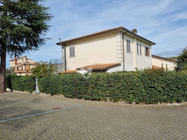 appartamento in vendita a Marino in zona Frattocchie