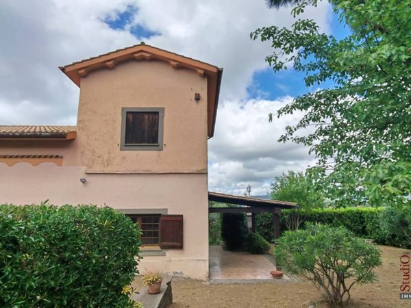 casa indipendente in vendita a Marino