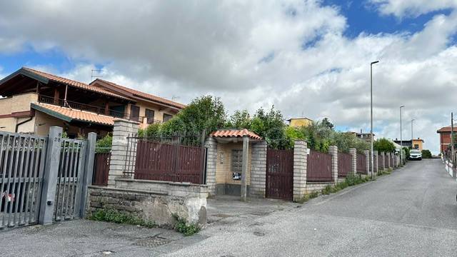 appartamento in vendita a Marino in zona Santa Maria delle Mole
