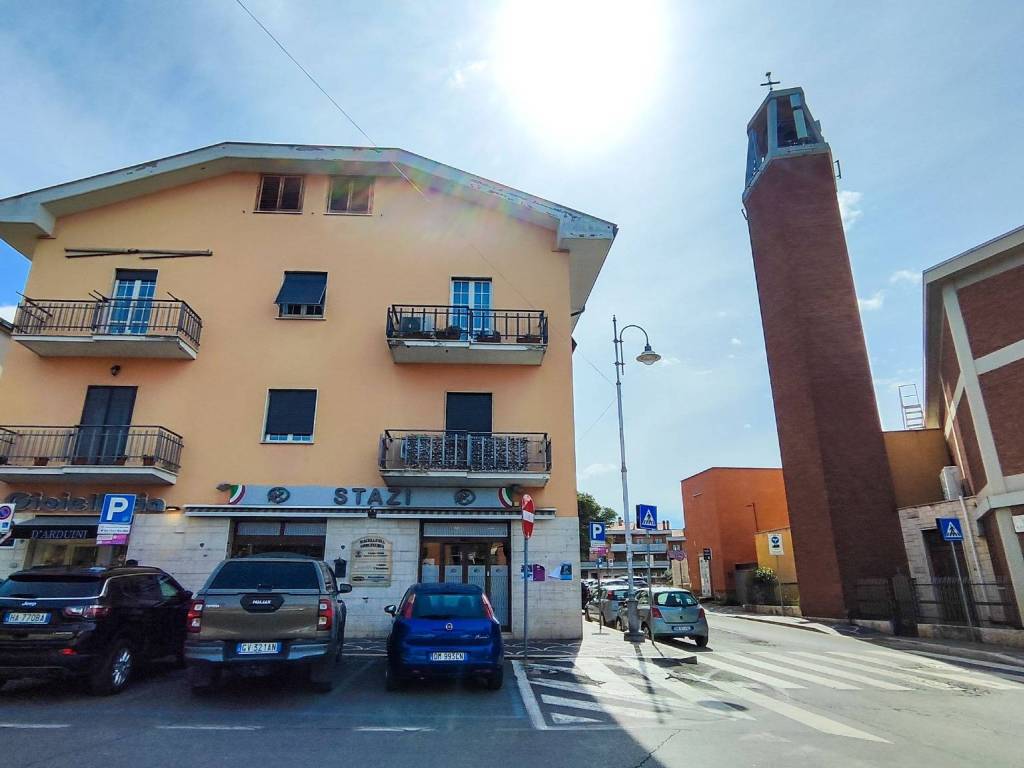 appartamento in vendita a Marino in zona Poggio delle Mole