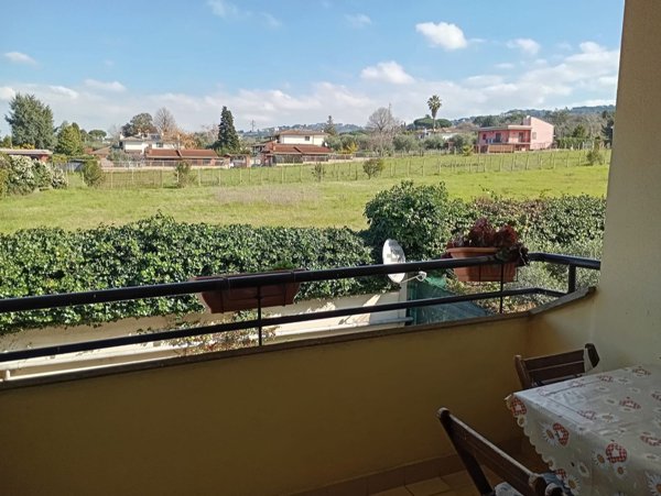 casa indipendente in vendita a Marino in zona Castelluccia