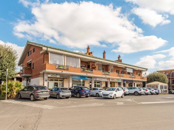 appartamento in vendita a Marino in zona Santa Maria delle Mole