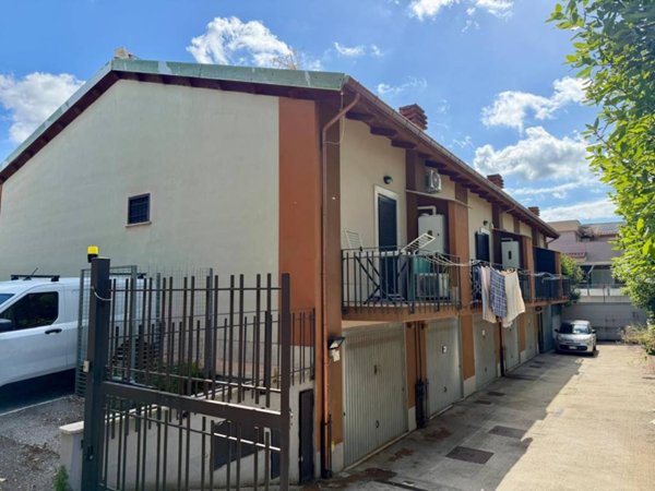 casa indipendente in vendita a Marino in zona Cava dei Selci
