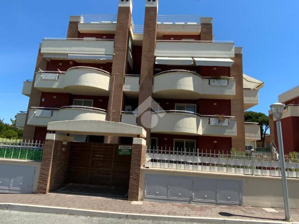 appartamento in vendita a Marino in zona Santa Maria delle Mole