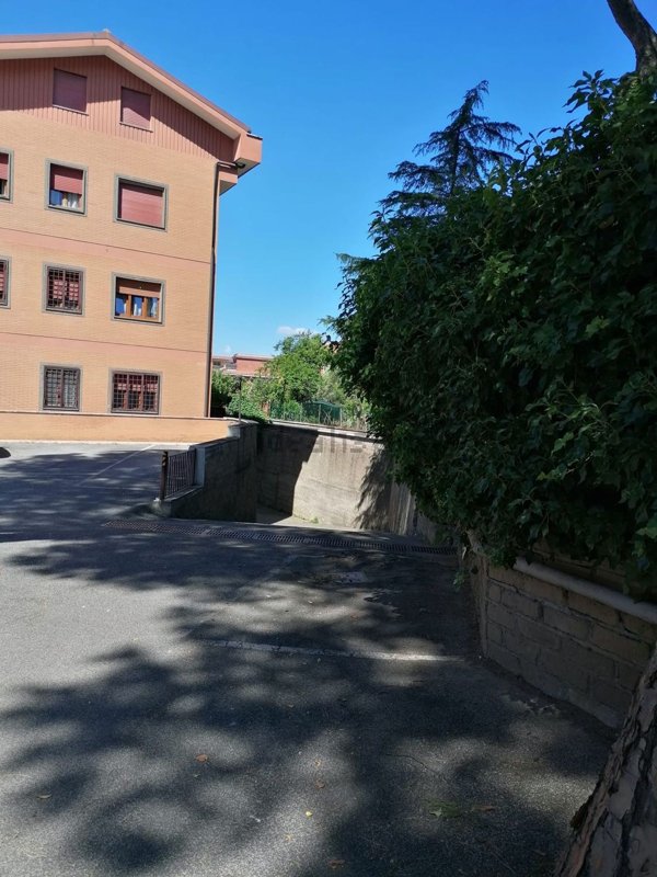 appartamento in vendita a Marino in zona Poggio delle Mole