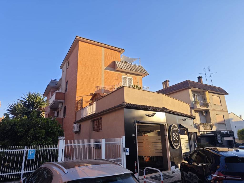 appartamento in vendita a Marino in zona Santa Maria delle Mole