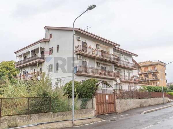 appartamento in vendita a Marino in zona Santa Maria delle Mole