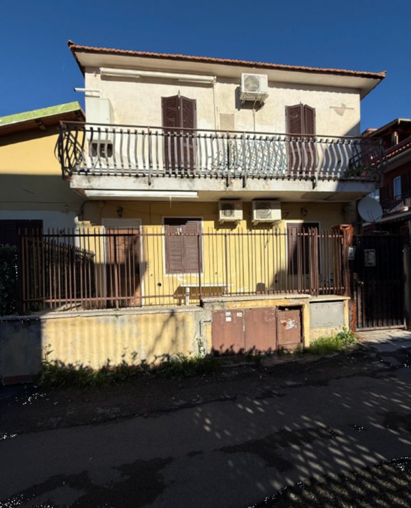 appartamento in vendita a Marino in zona Cava dei Selci