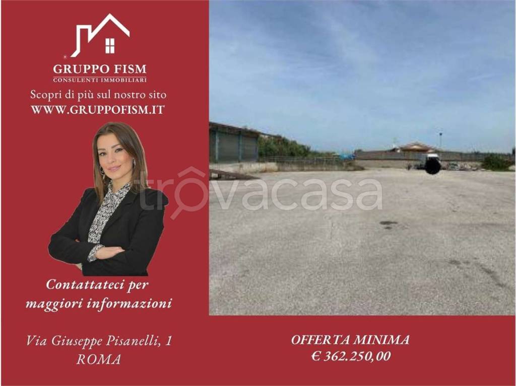 locale commerciale in vendita a Marino in zona Due Santi