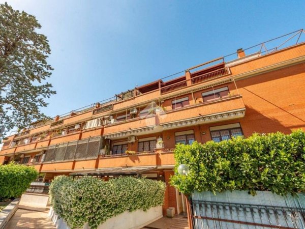 appartamento in vendita a Marino in zona Santa Maria delle Mole
