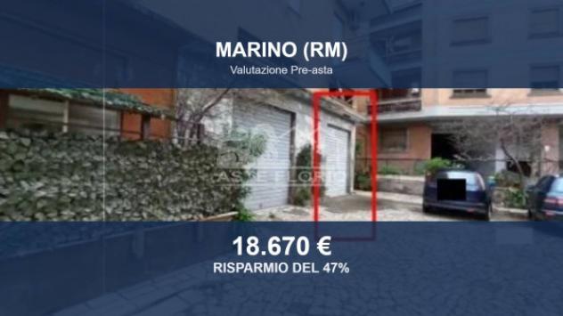 locale commerciale in vendita a Marino