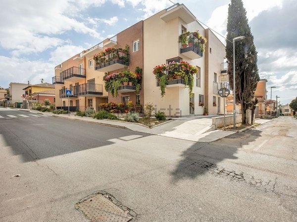 appartamento in vendita a Marino in zona Santa Maria delle Mole