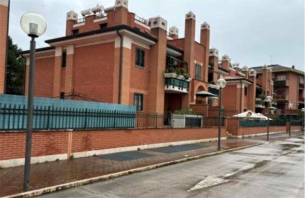 appartamento in vendita a Marino in zona Poggio delle Mole