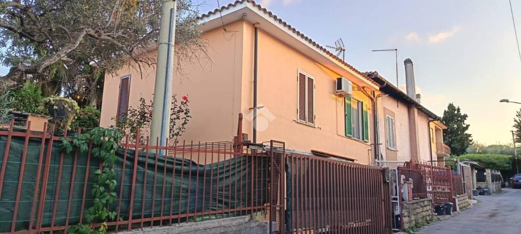 appartamento in vendita a Marino in zona Cava dei Selci