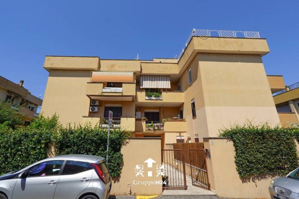 appartamento in vendita a Marino in zona Santa Maria delle Mole